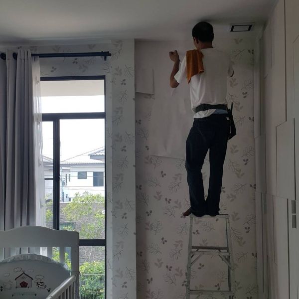 Wallpaper installation